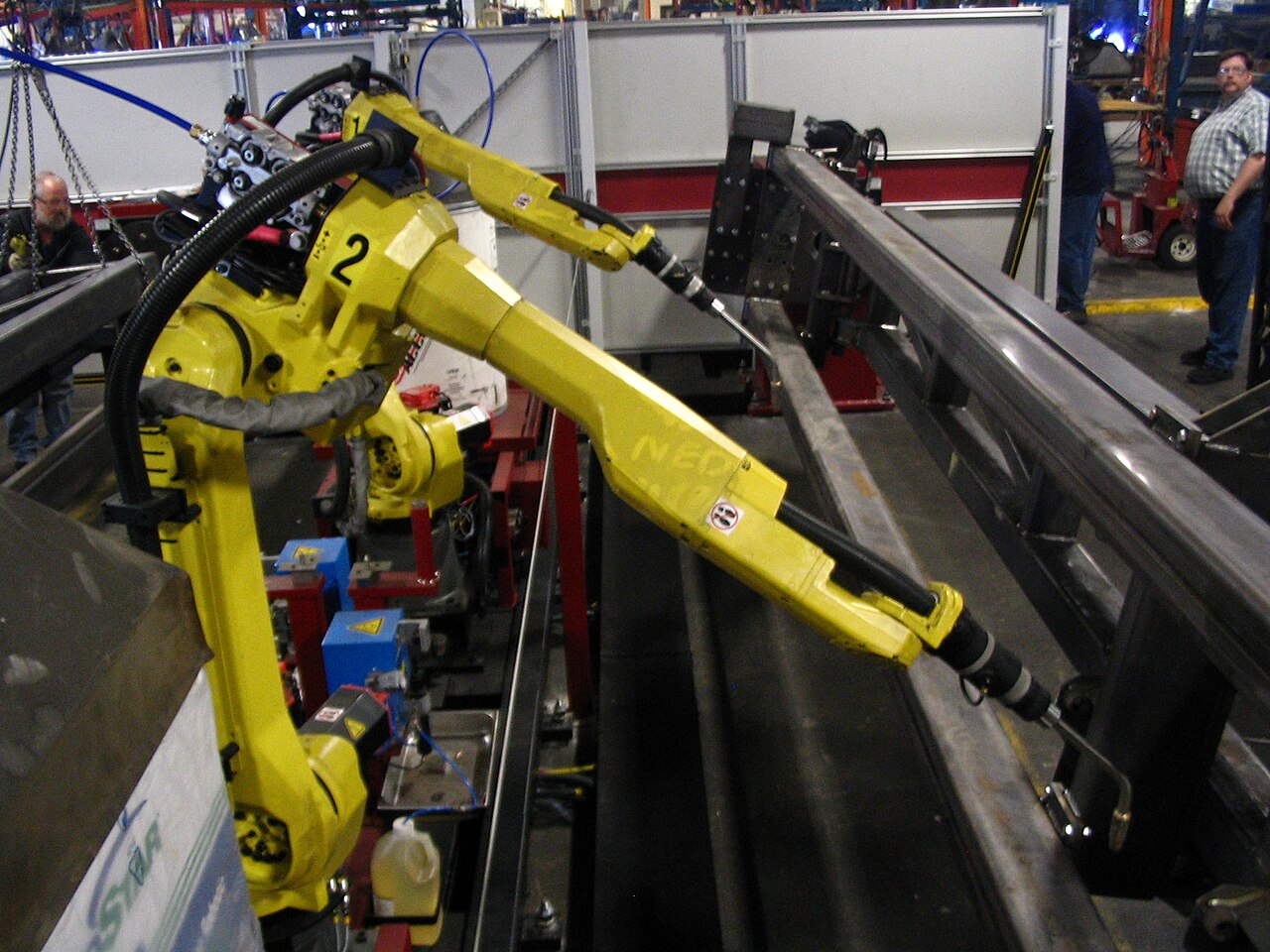 Robots de soudure sur ligne de production